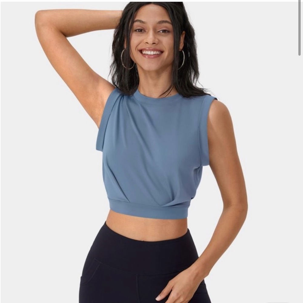 Halara Crew Neck Sleeveless Cropped Yoga Tank Top